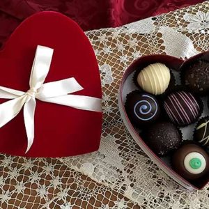 Valentines Day Truffles in 8pc Heart Shaped Box